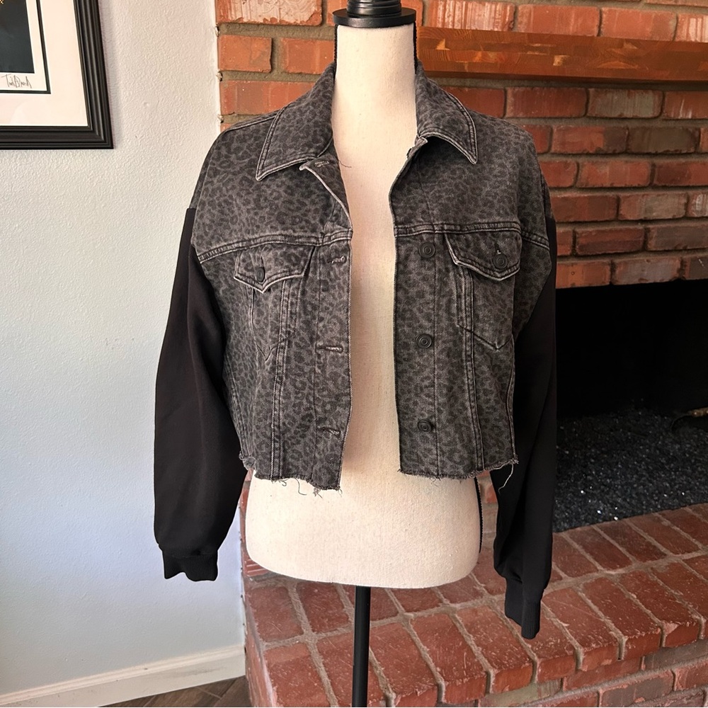 All Saints Anders Leo Mixed Media Cropped Denim Jacket in Washed Black Sz M/L - Picture 3 of 10